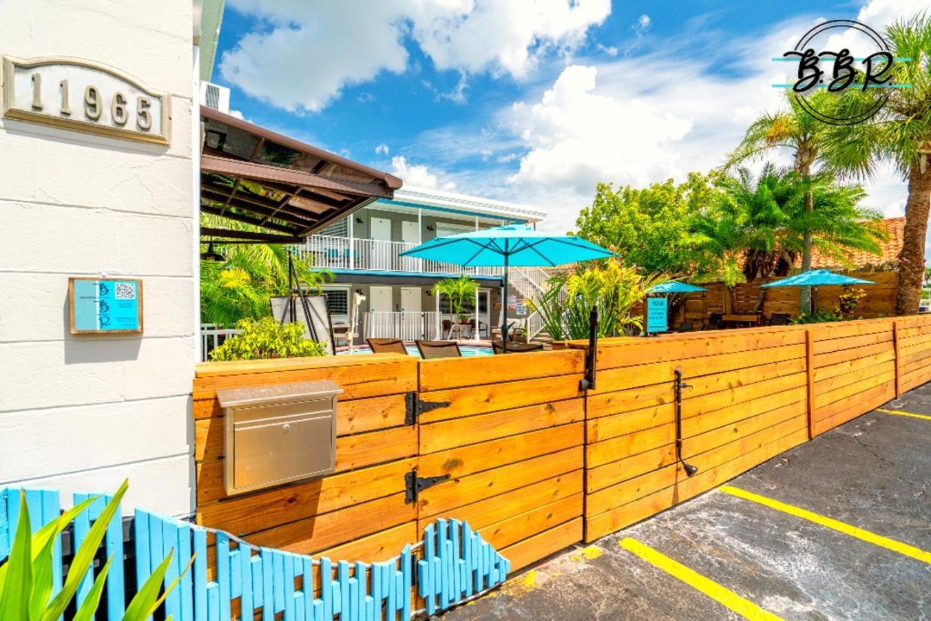 Boutique Beach Retreat St. Pete Beach Buitenkant foto