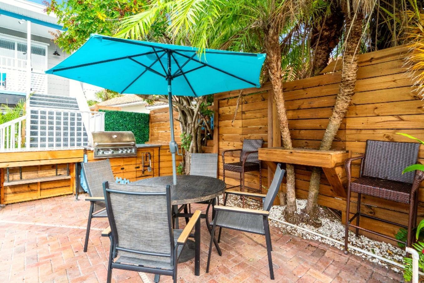 Boutique Beach Retreat St. Pete Beach Buitenkant foto